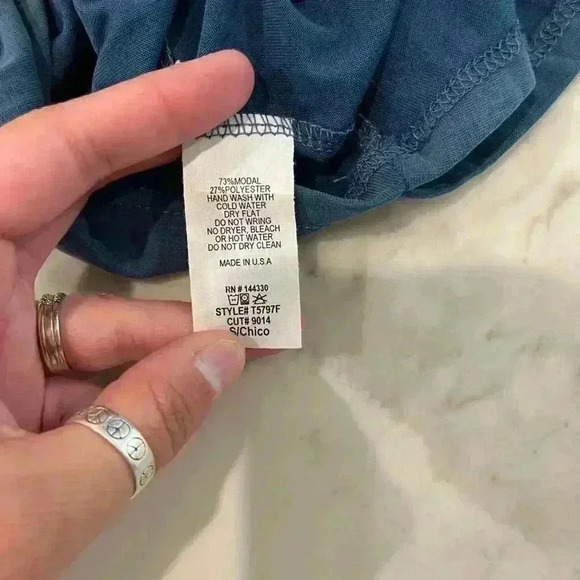 Francescas NWT Alya Blue Cold Shoulder Ruffle Long Sleeve Blouse Women’s Small - Picture 8 of 8